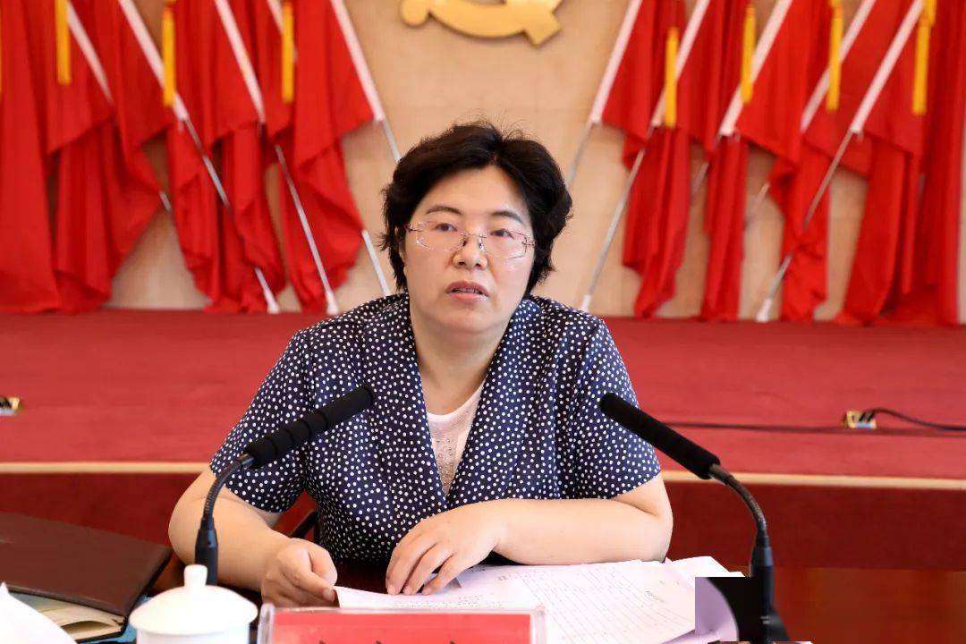 室召开,县领导肖妮娜,利军,李志猛,王纯,肖根铭,廖宇波,张达彪,易冬梅