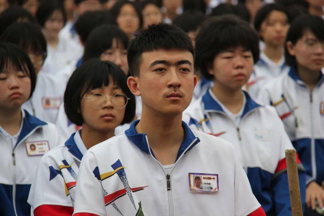 只争朝夕,不负韶华——昌黎一中召开高一高二年级新学期全体师生大会