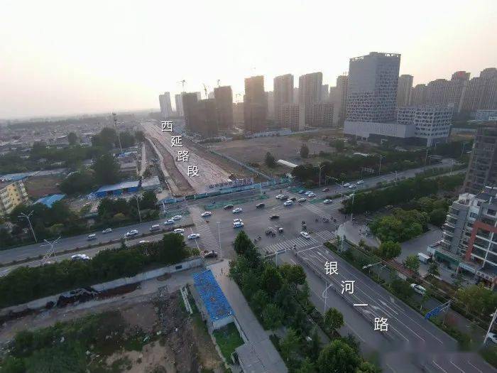 向西上跨西二环路,京台高速,跨越两处三八河支流后,沿三八河北侧布线
