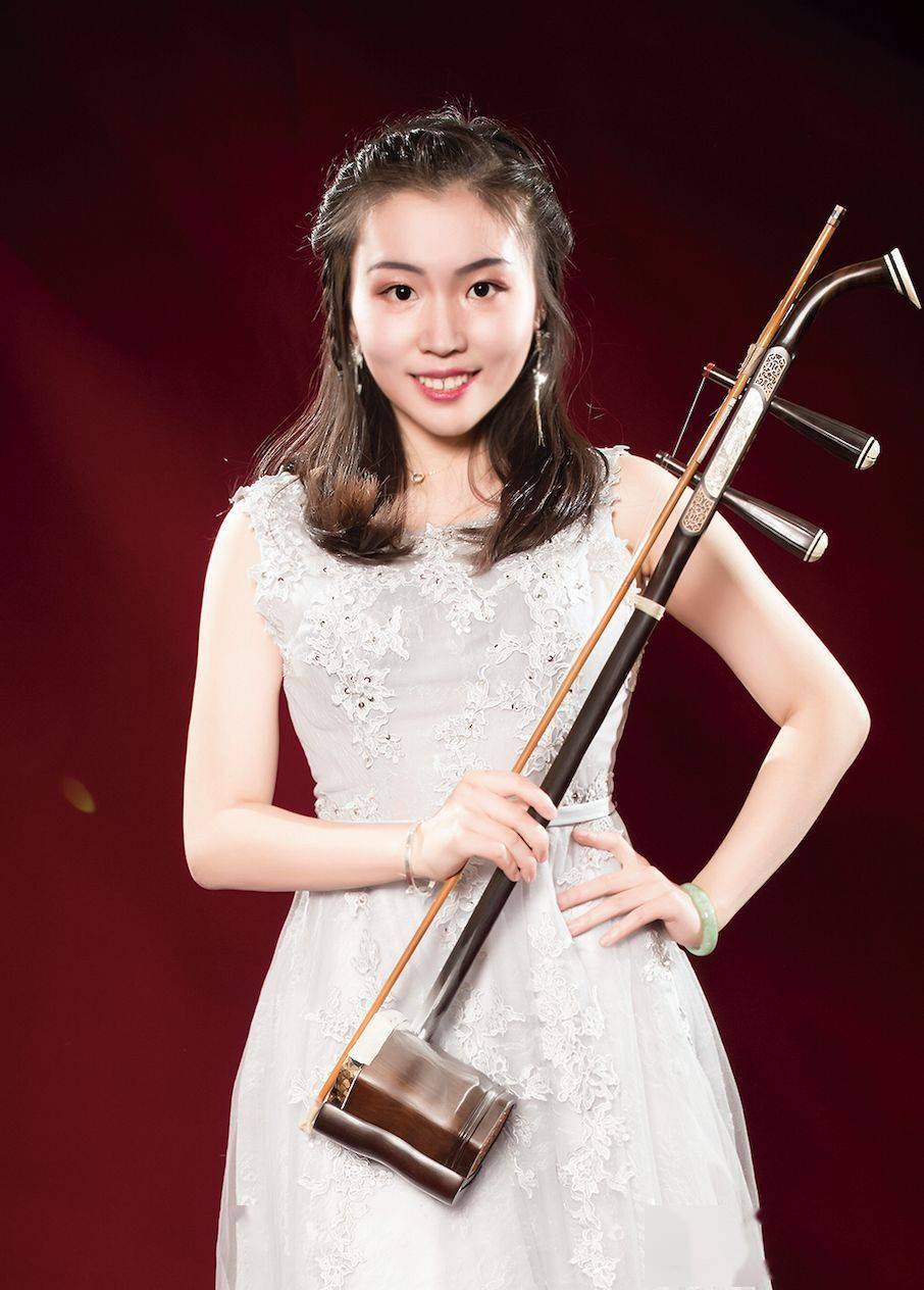 汤亿帆,二胡/京胡上海音乐学院二胡硕士上海文广民族乐团二胡独奏演员