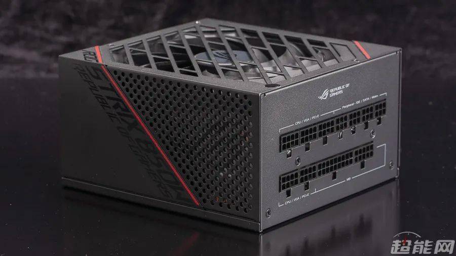 华硕rogstrix雪鹰850w电源评测雪白的雷神之鹰降临