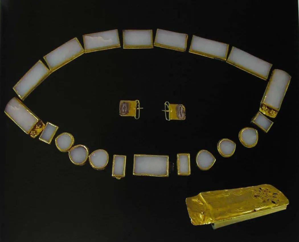 毕业论文推介 | 明中期的冠服用玉_玉带