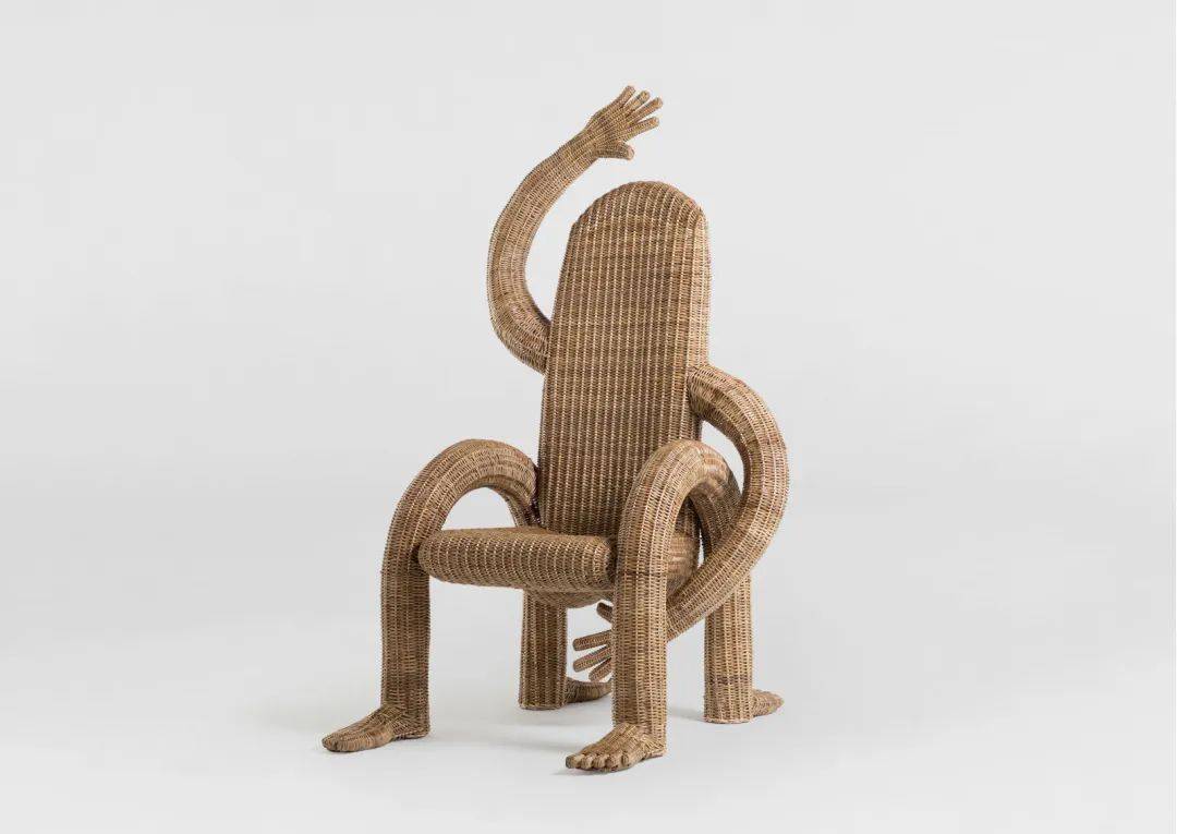 风格迥异的椅子脊柱椅和鲸鱼椅同样是仿生你比较偏爱哪风格