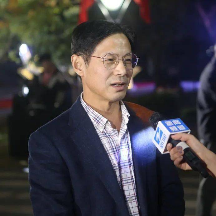 喜报二一封来自北京大学的喜报平阳县浙鳌高级中学:贵校始终坚持先进