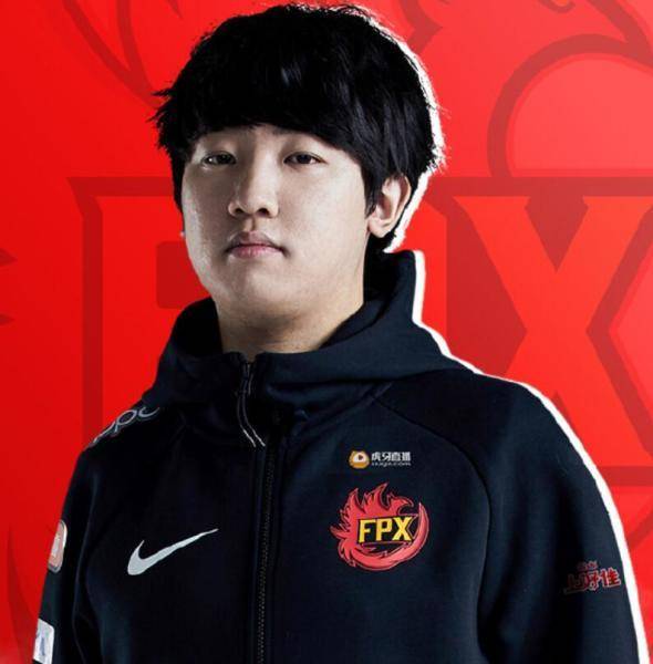 成为自由人的khan最终选择加盟s9世界赛冠军fpx