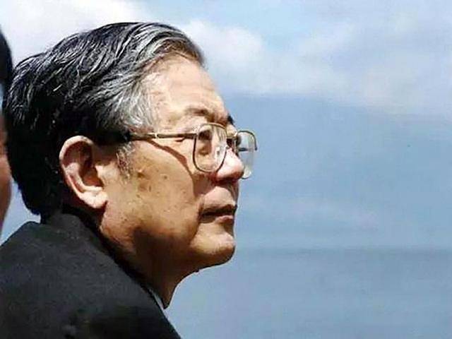 湖南院士周光召留学回国搞科研呼吁应改进院士制度普及科学