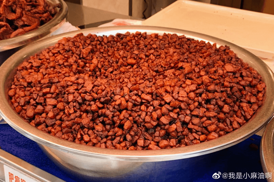 这种叫做脆哨的配角,在贵阳美食江湖里有着极为重要的地位,许多贵阳人