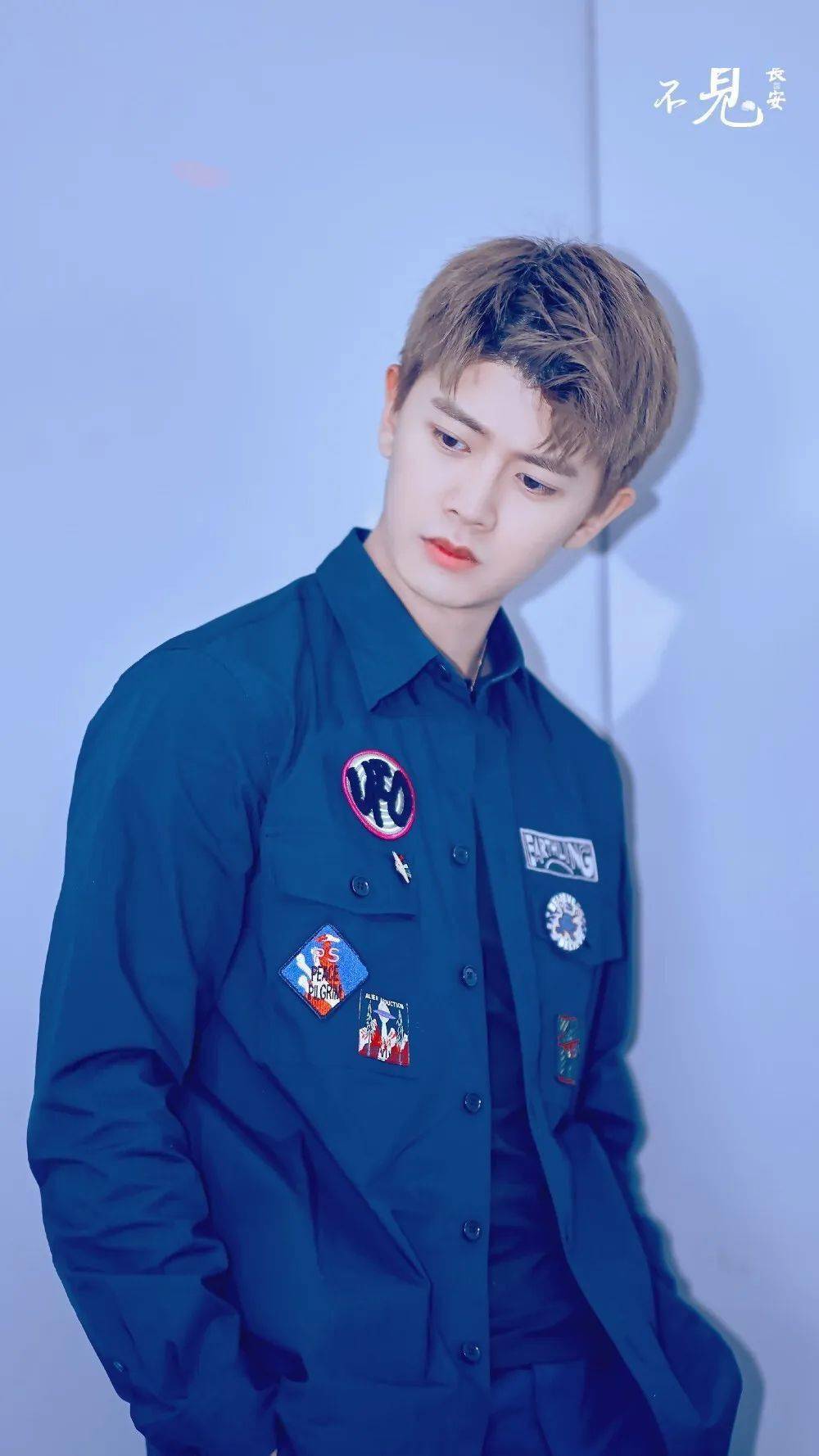 手机壁纸任嘉伦