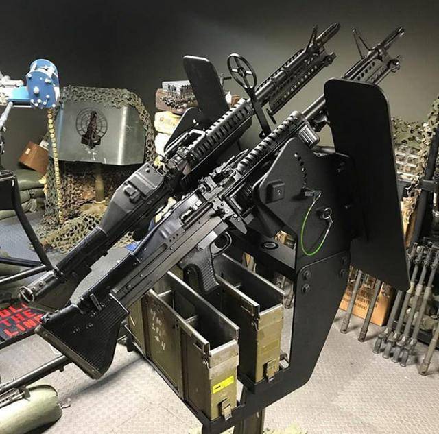 现代武器杂图一组能量都不小机枪的威力在这里面倒数