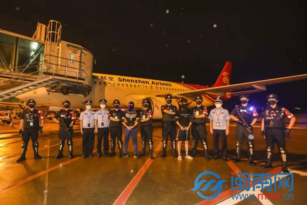 跨国追逃!泉州抓回2名涉黑逃犯!他们曾干了不少坏事!