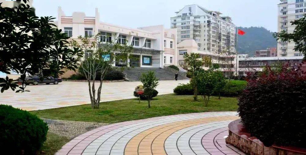 环山小学设立一校三区新格局打造高品质教育发展共同体