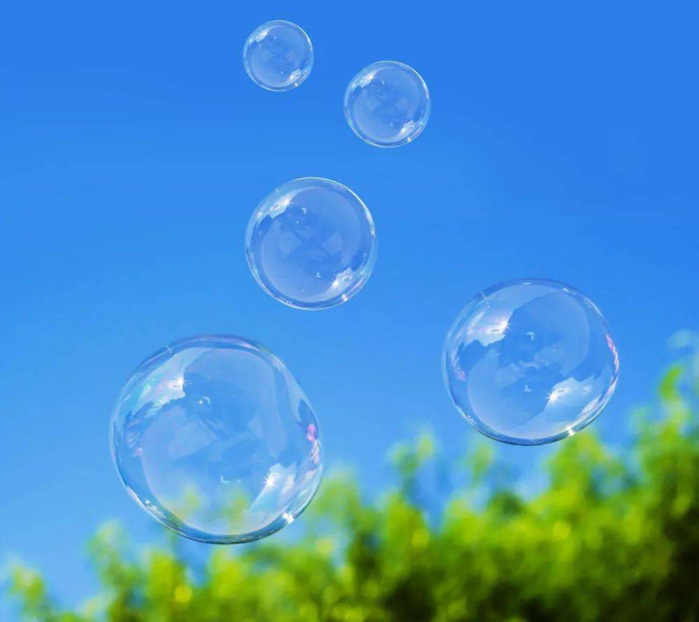 泡泡展大泡泡,小泡泡,漫天泡泡真热闹.