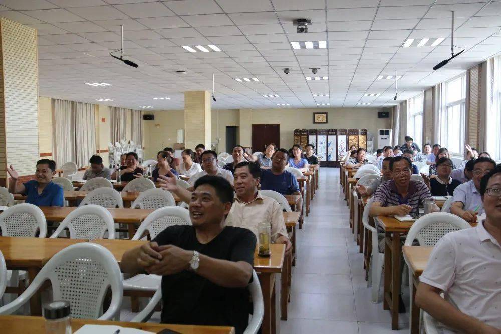 點亮多元化團體輔導培育陽光化心理素養肥城市龍山中學疫情防控及復課