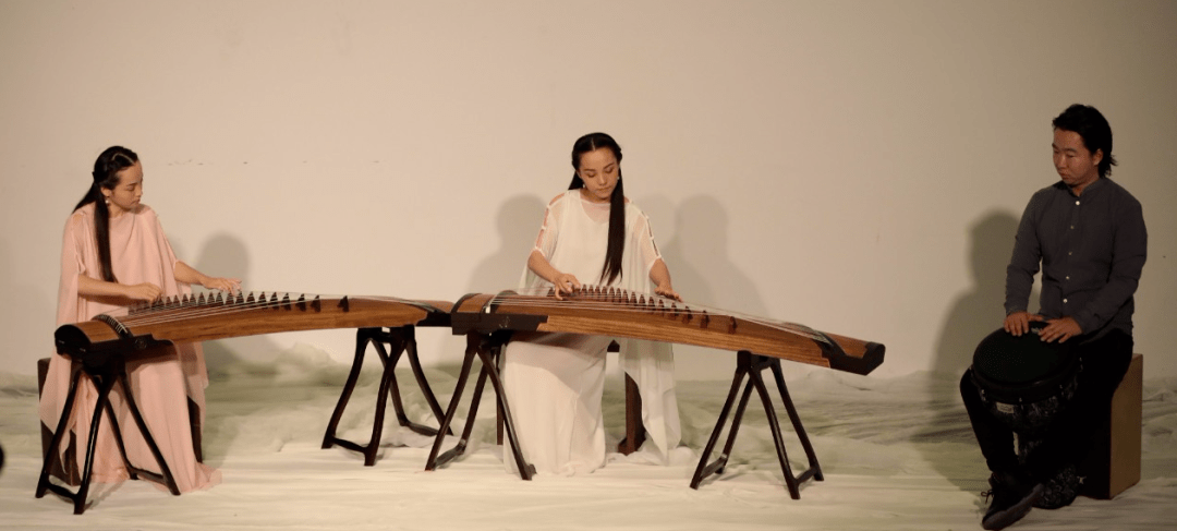 笑》便可以用无数的色彩来解读柔情似水,铁汉柔情都是它victory70