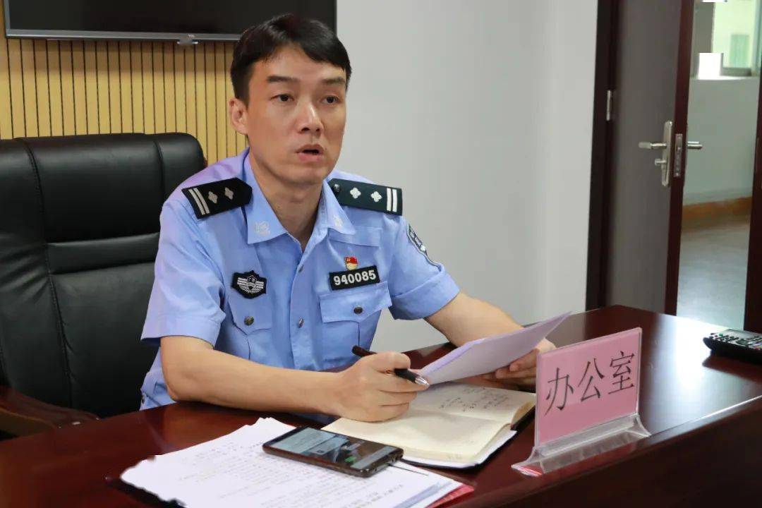 梧州市公安局交警支队召开道路交通事故预防减量控大工作新闻通气会