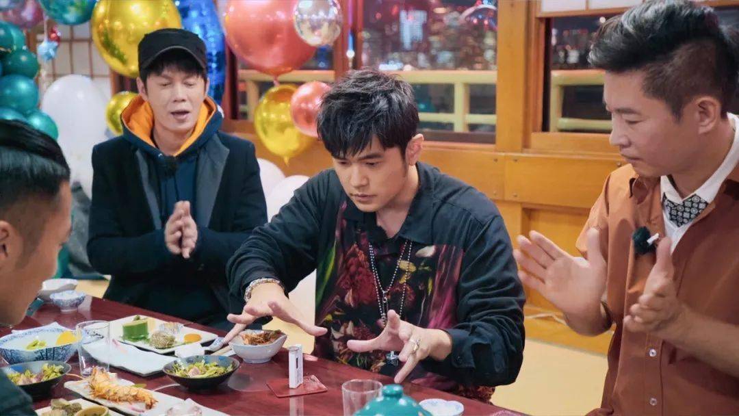 看着《周游记》听着《mojito》,他还是那个做梦追梦的周杰伦_魔术