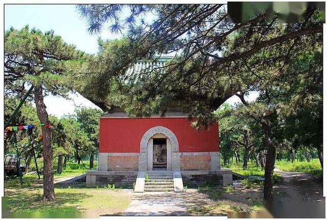 海淀区九王坟北京地区保存最为完好的清代王爷坟