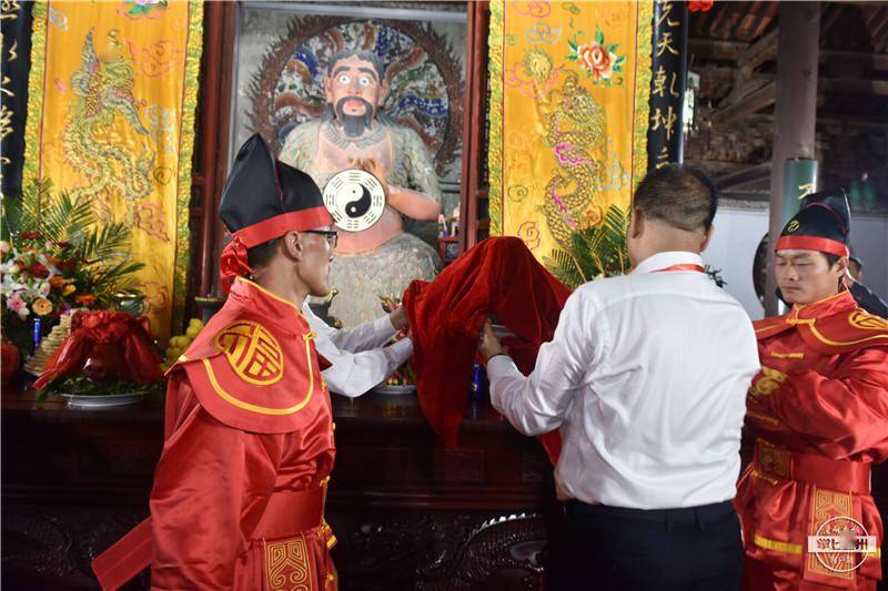 天水用最高礼节为伏羲献"太牢"_祭祀