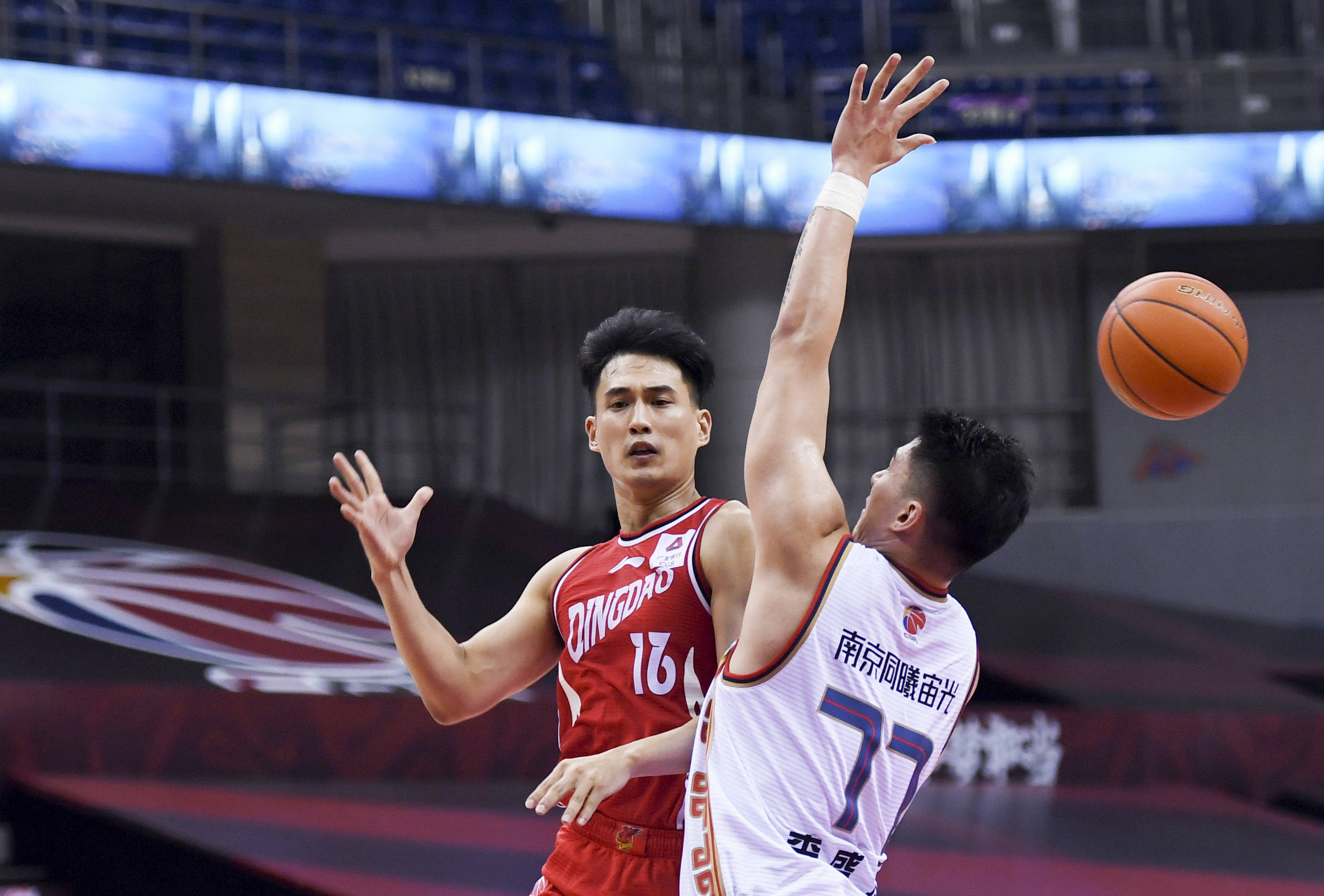 篮球——cba复赛第一阶段:青岛国信双星胜南京同曦宙光