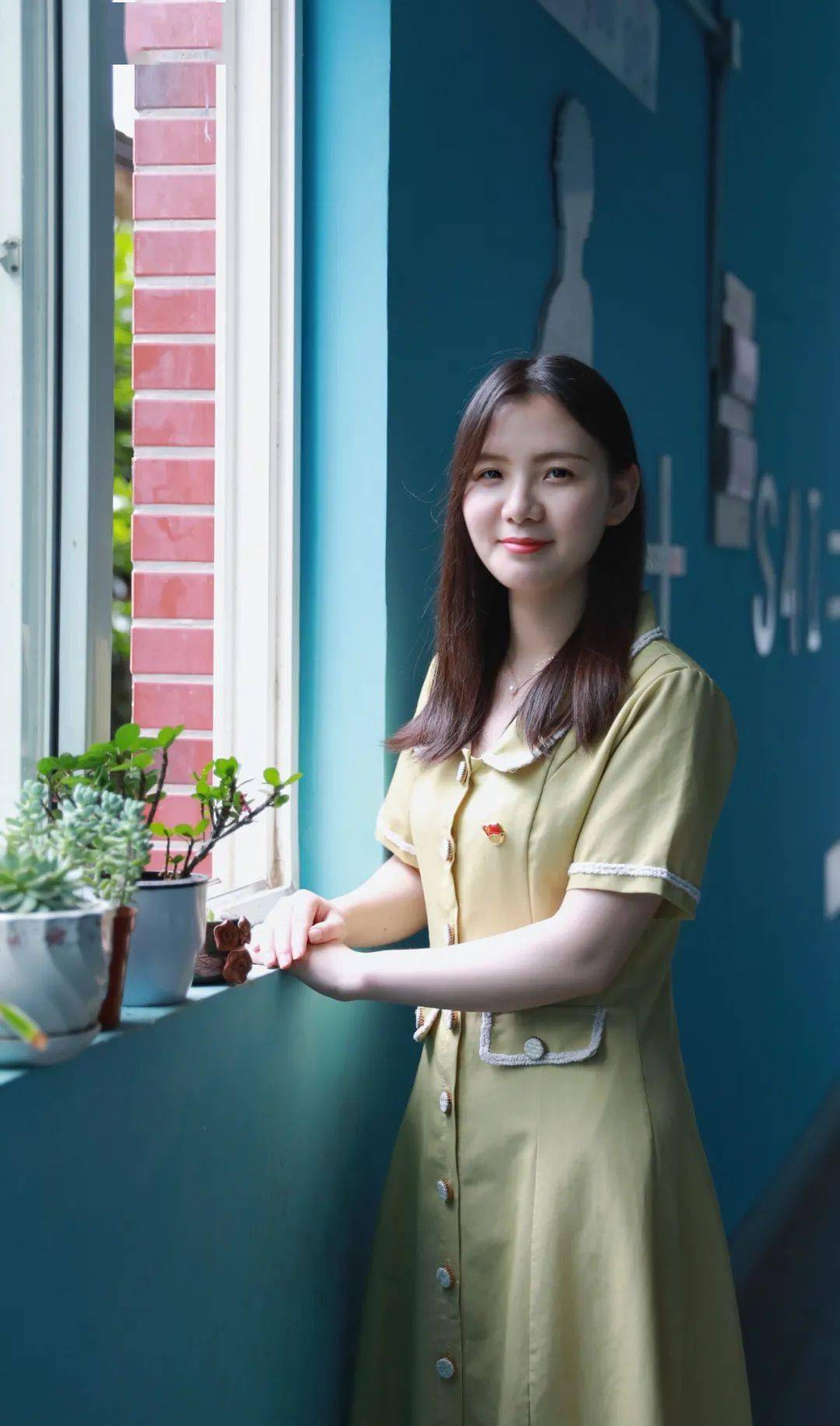 身为党员,郭长风老师待人亲切,与人为善,始终以奉献自我,服务大家的