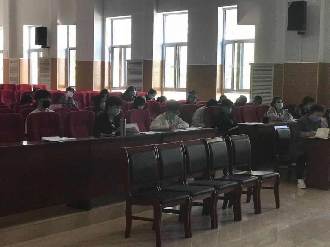 新源小学多举措落实市教育两委减轻学生压力营造良好校园氛围