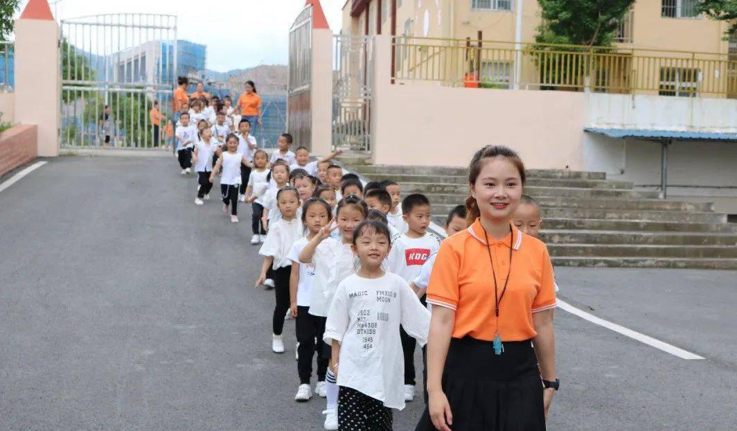 贵定二幼幼小衔接零距离感悟成长新明天