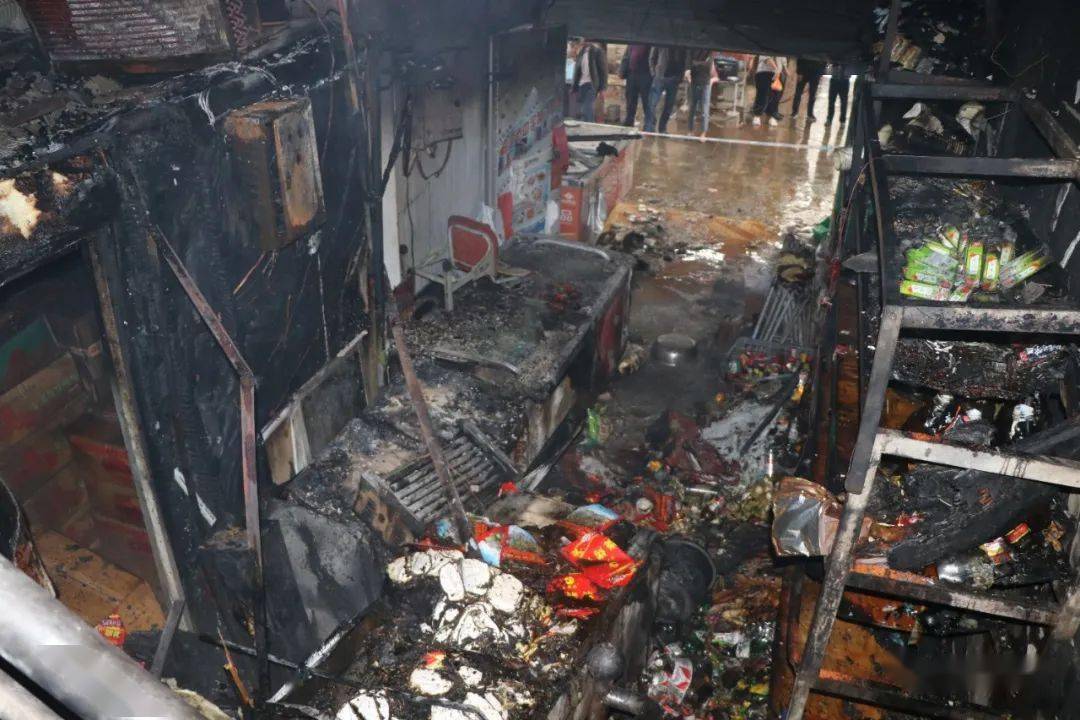 血的教训两起火灾造成13人遇难临沧消防提醒您防范火灾敬畏生命