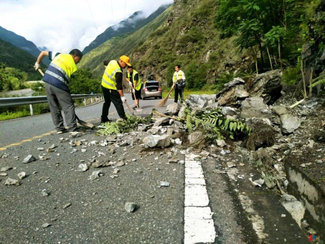 【搶險救災】搶險 保通 金川公路人奮力確保一方道路平安