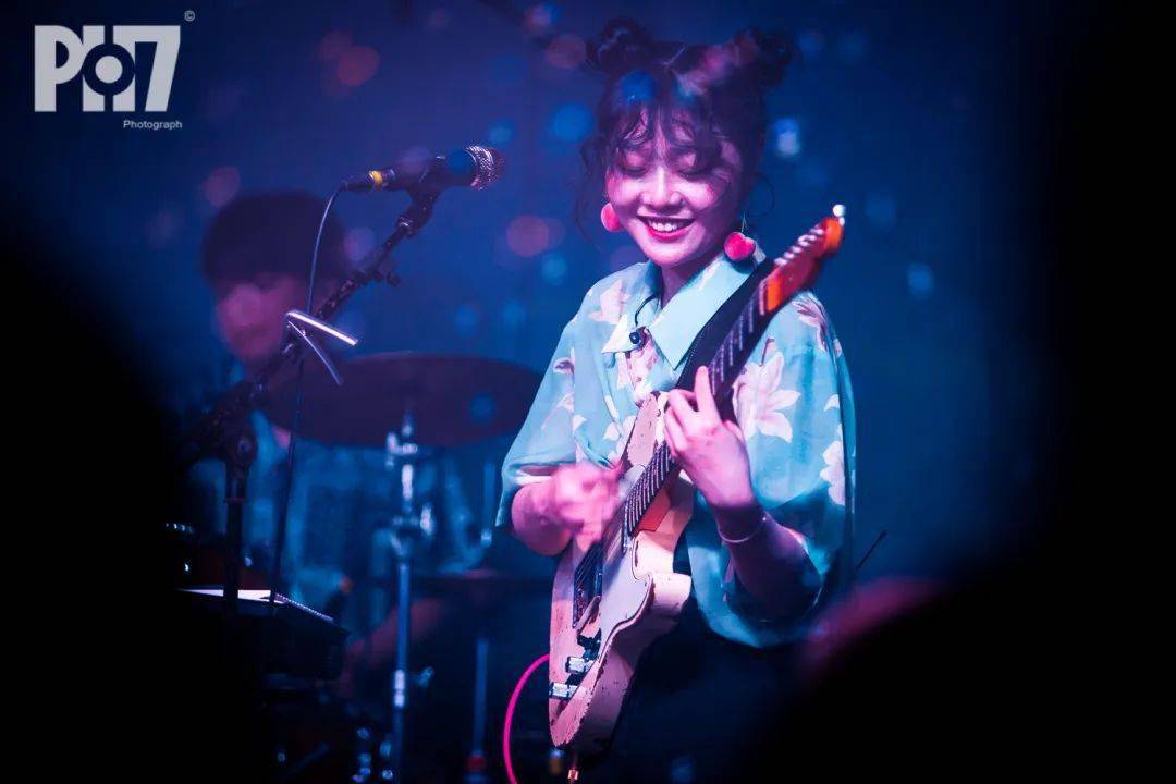 在巡演宣布搁置的时候,乐队曾答应过大家,我们会尽快争取机会,回到