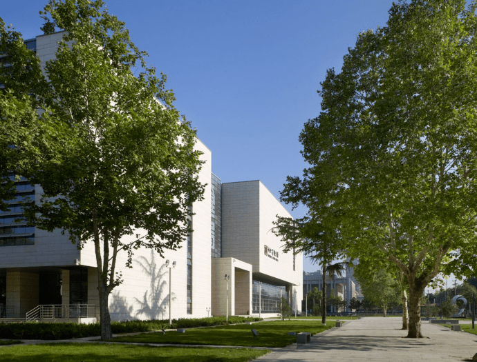 年,1996—1997 年任职于天津大学建筑系1976—1979 年任职于天津市