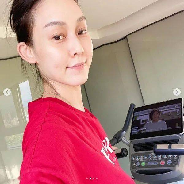 天花板被p歪,范玮琪发福晒照遭狂酸!