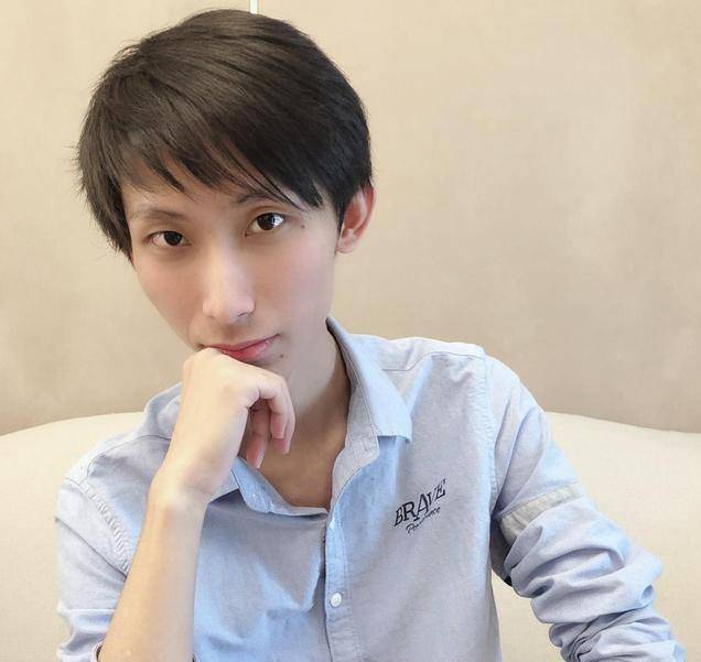 当游戏主播穿起女装后,pdd清纯,大司马美艳,看到梦泪:鸽子兮眼光真好