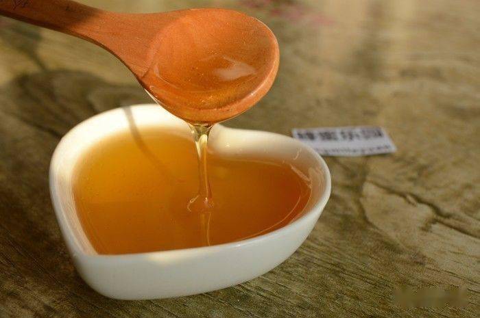 蜂蜜祛斑法 来自搜狐网