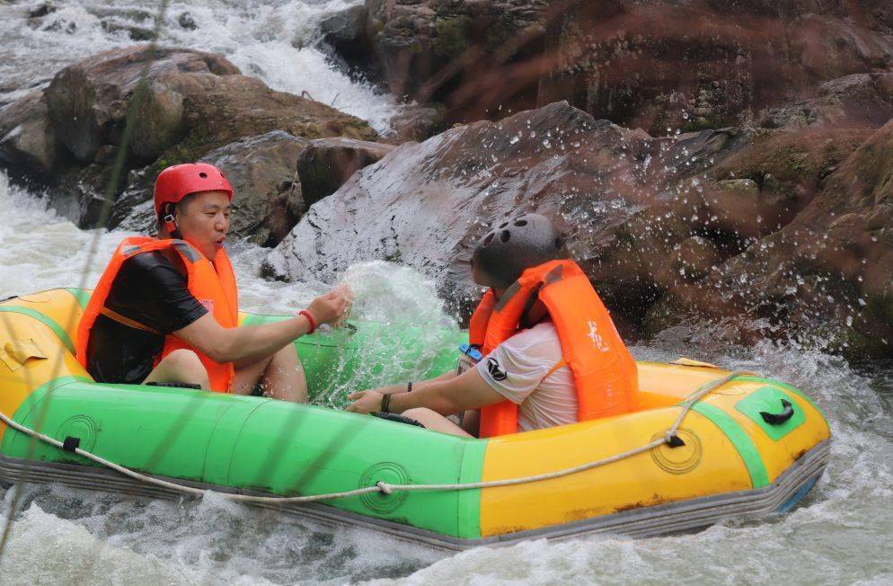 【山伍成群】7月4/5日 长三角最经典的漂流:泽雅龙溪漂流,水碓坑古