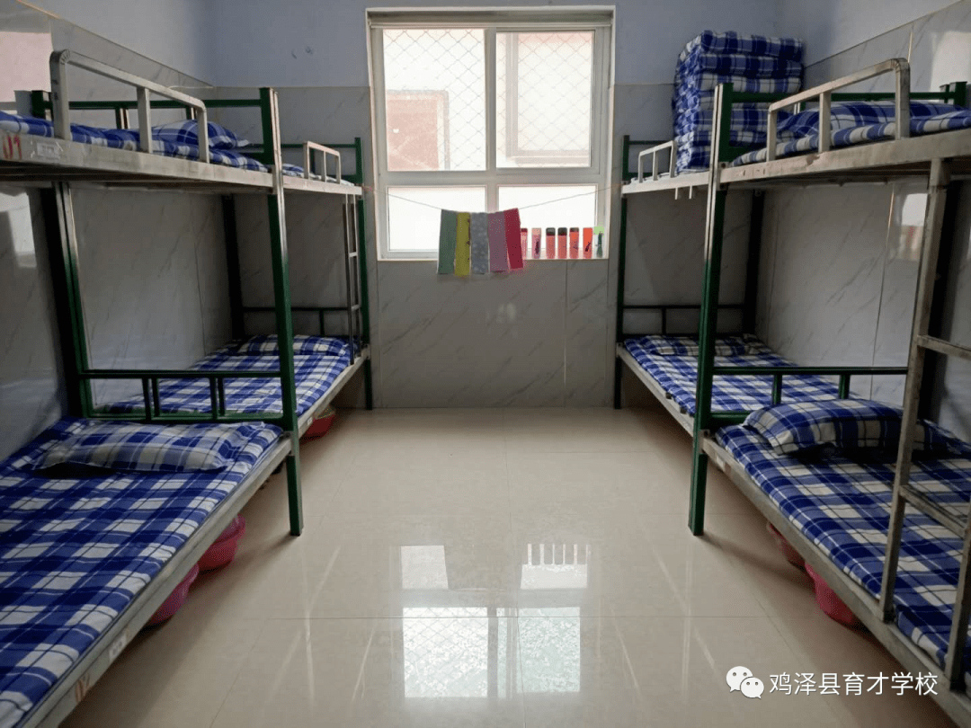 鸡泽县育才学校全面提升办学水平