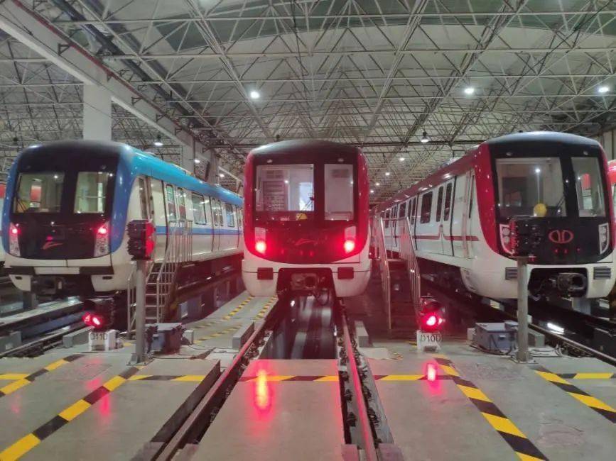 好消息!广佛地铁首列增购车上线运营