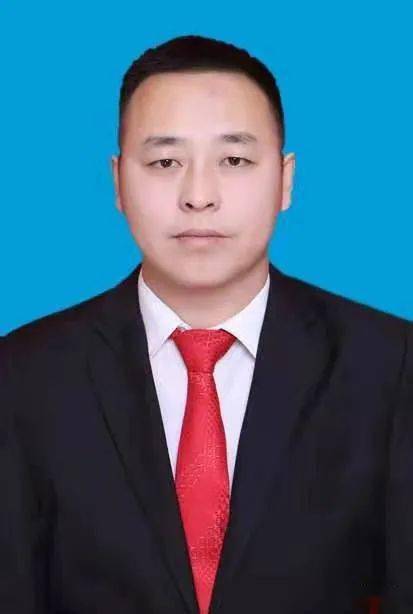 弘扬蒙古马精神61身边的榜样杜岗带领贫困户走上致富路