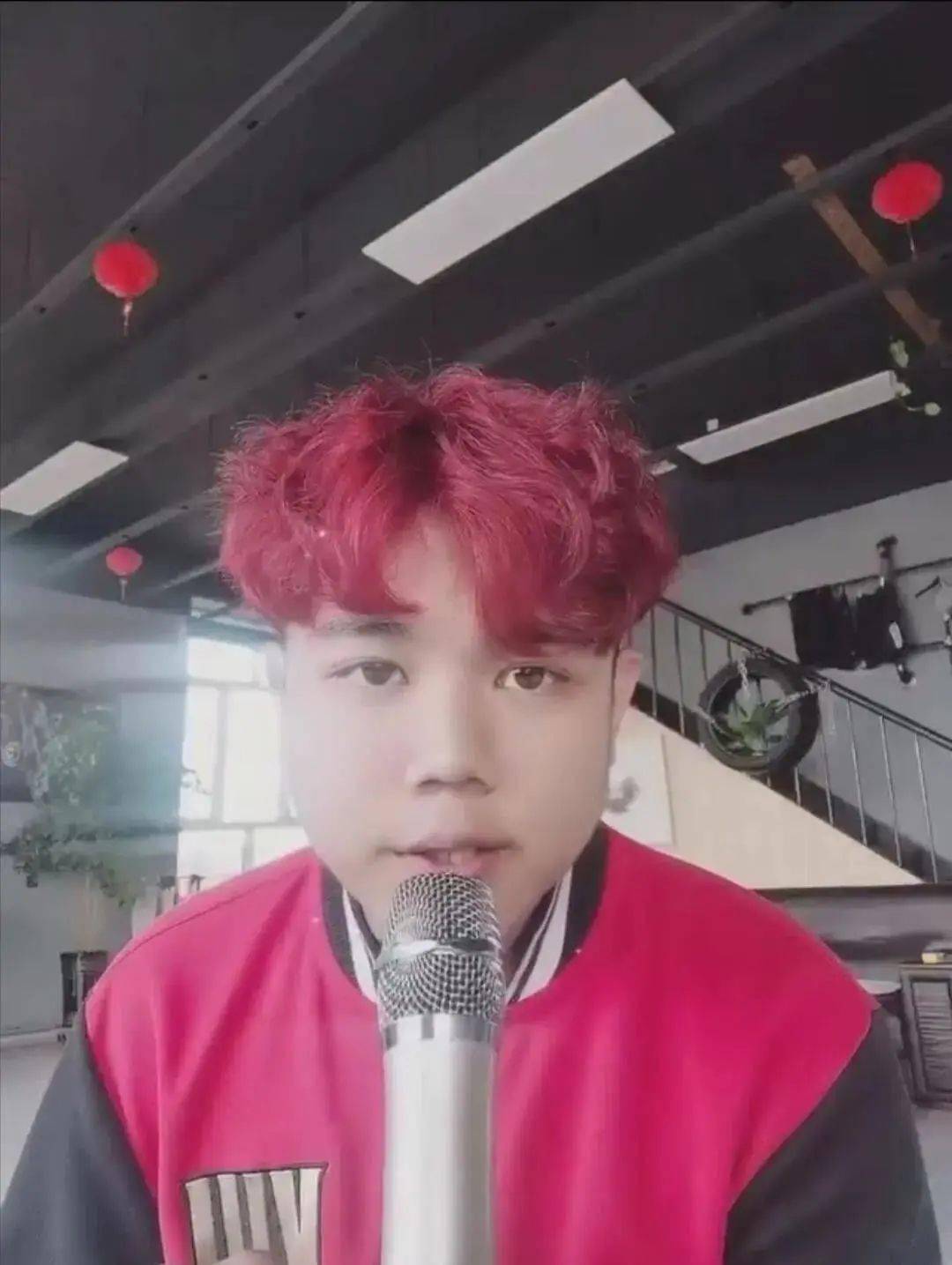 19级音乐学院田宇航四年的青葱岁月最美好的记忆都留在了我们的大学