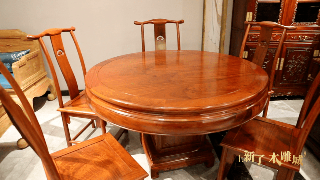 上新了木雕城第十五期红木家具之红木圆桌秀色可餐团圆美满
