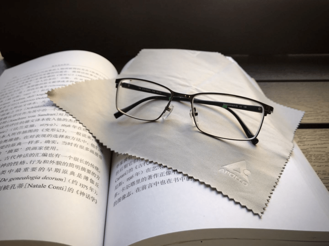 如果你也是阿波罗镜片用户欢迎与我们互动和分享说说你使用感受吧.