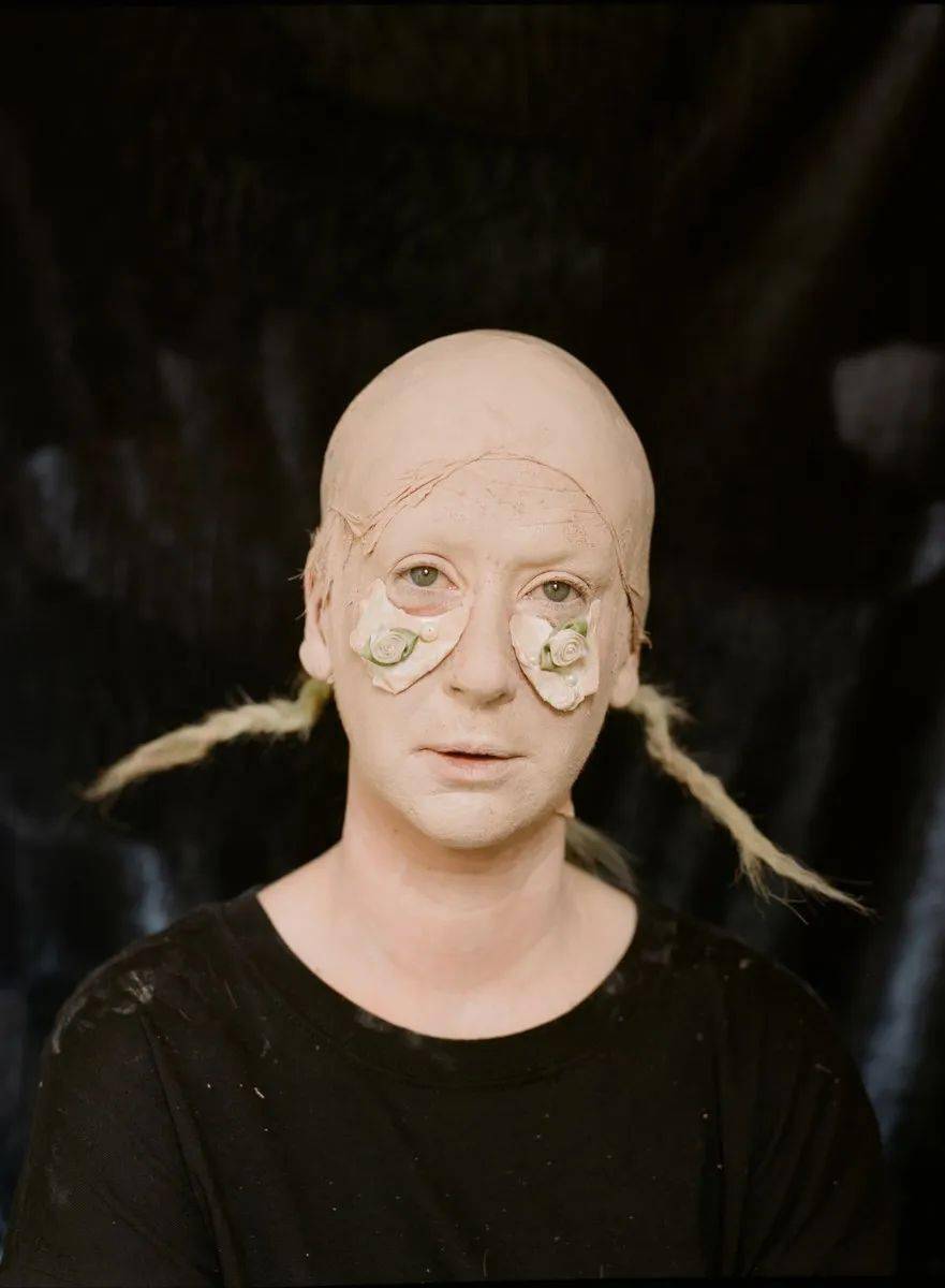 "摇滚乐与彩虹相遇" / 她是被lv,marc jacobs宠爱的时尚艺术家_julie