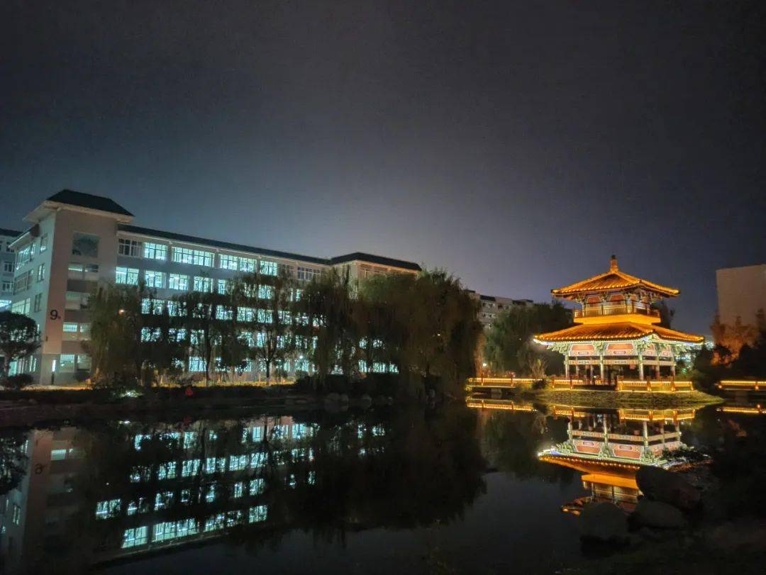 陕西理工大学夜景图片