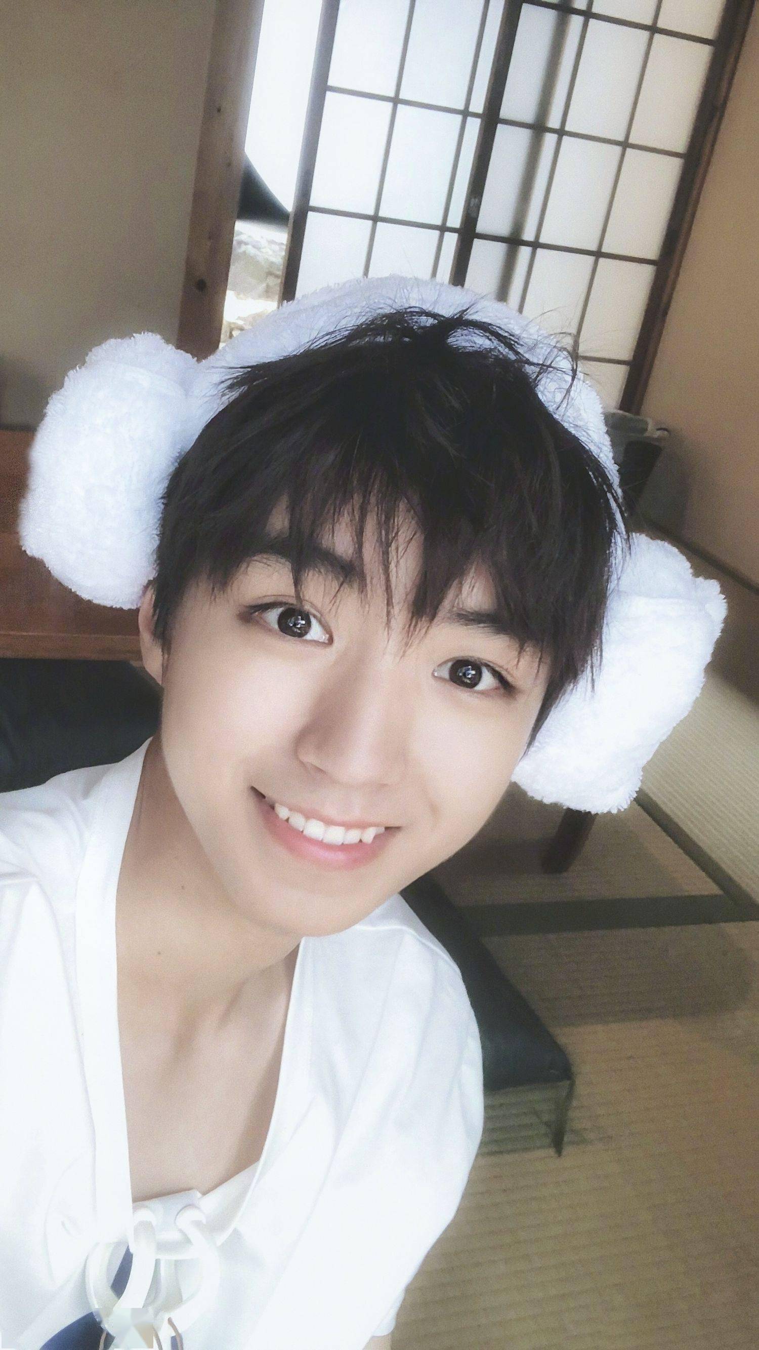 论拍摄角度有多重要来看王俊凯360无死角自拍