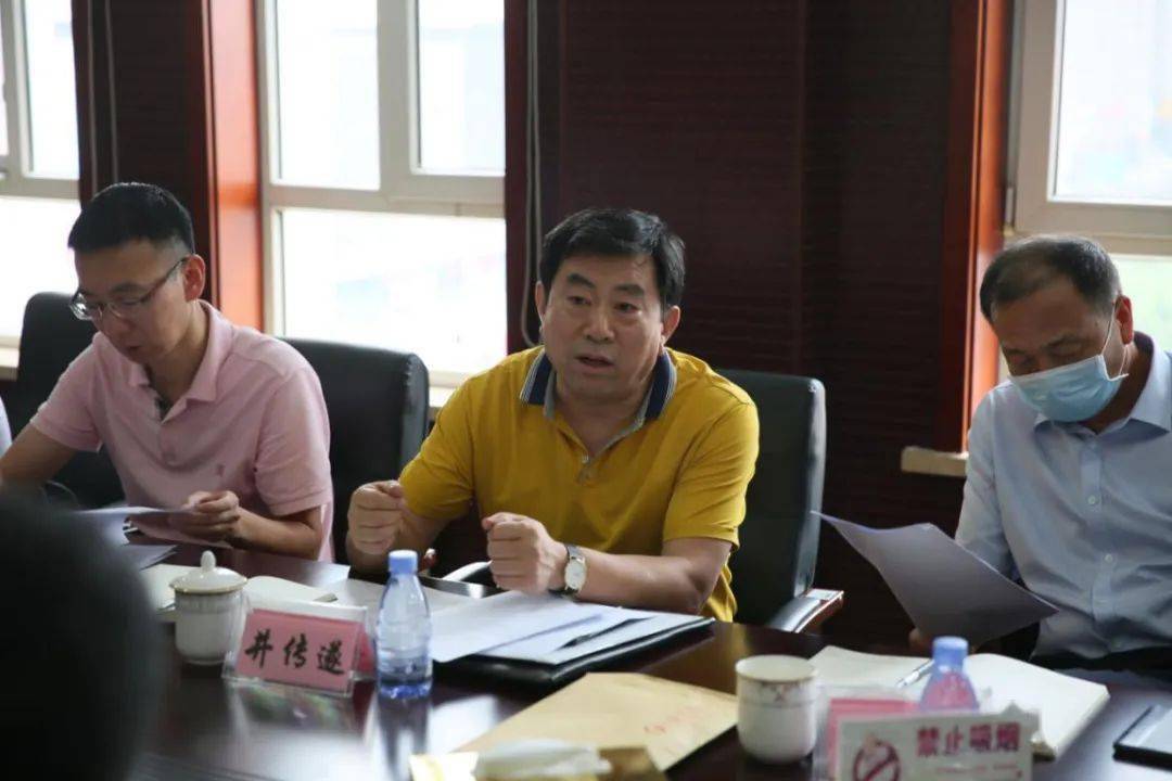 街道动态大连市统计局领导到小辛寨子村调研七人普试点工作