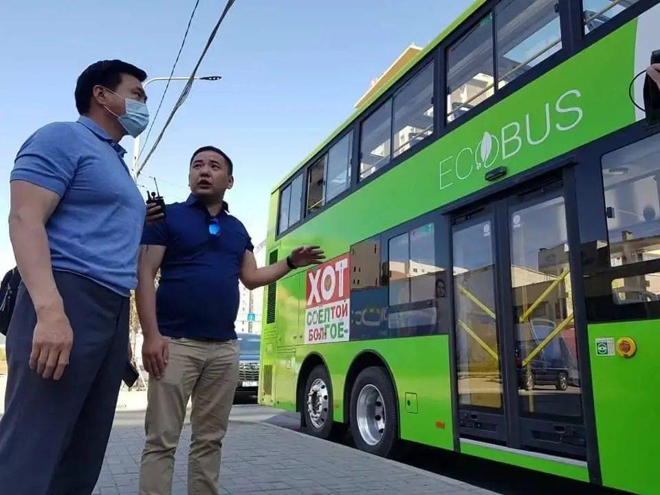 此前,在首台开沃双层电动大巴运抵乌兰巴托后,负责运营的"客运3"公交