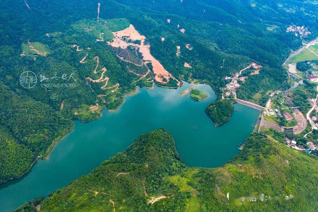 松江水库是一处中型水库,位于湖南省永州市东安县川岩乡松江村,山水