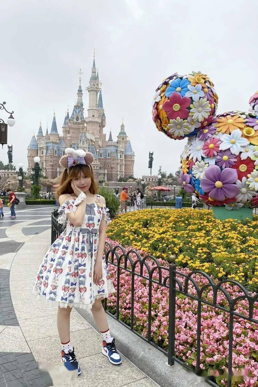 夏日蹦"迪"手册:迪士尼 lolita的清凉可爱法则!