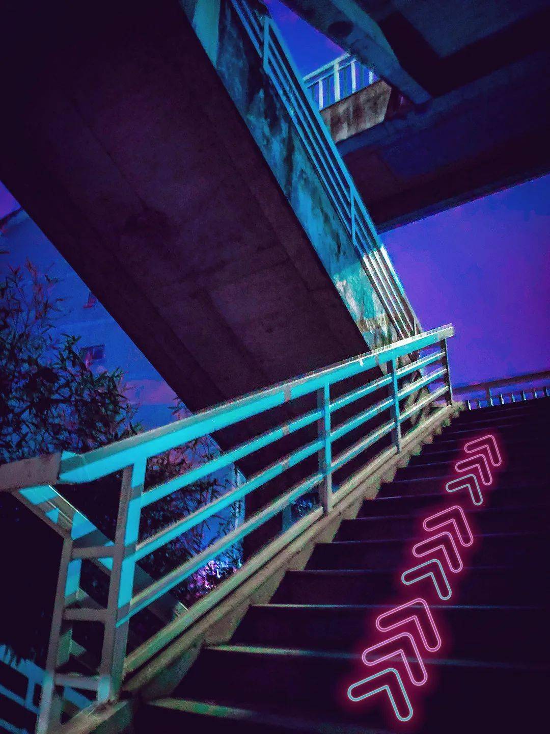 赛博朋克2077碰撞中南林,刷爆你的朋友圈!