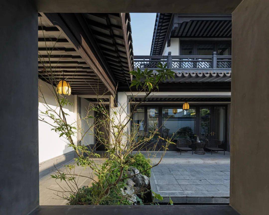打造整过程绿洲全景呈现德清绿城观云小镇合院