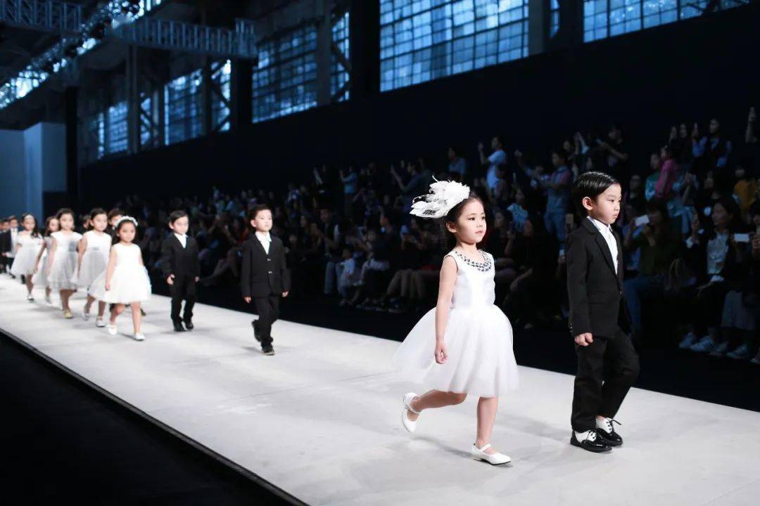 潮童星北京校区盛大开业